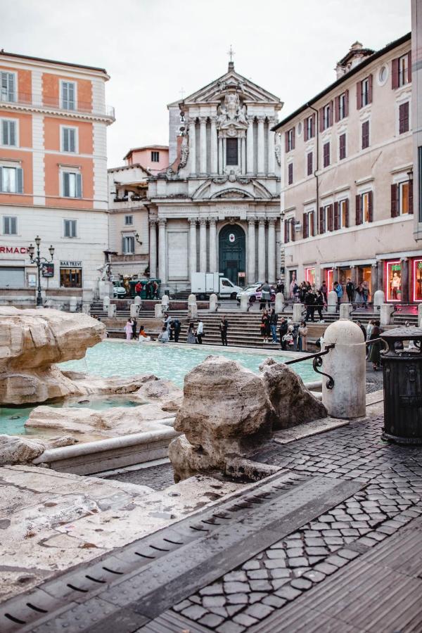 Delfini Trevi House Hotel Rome Exterior photo