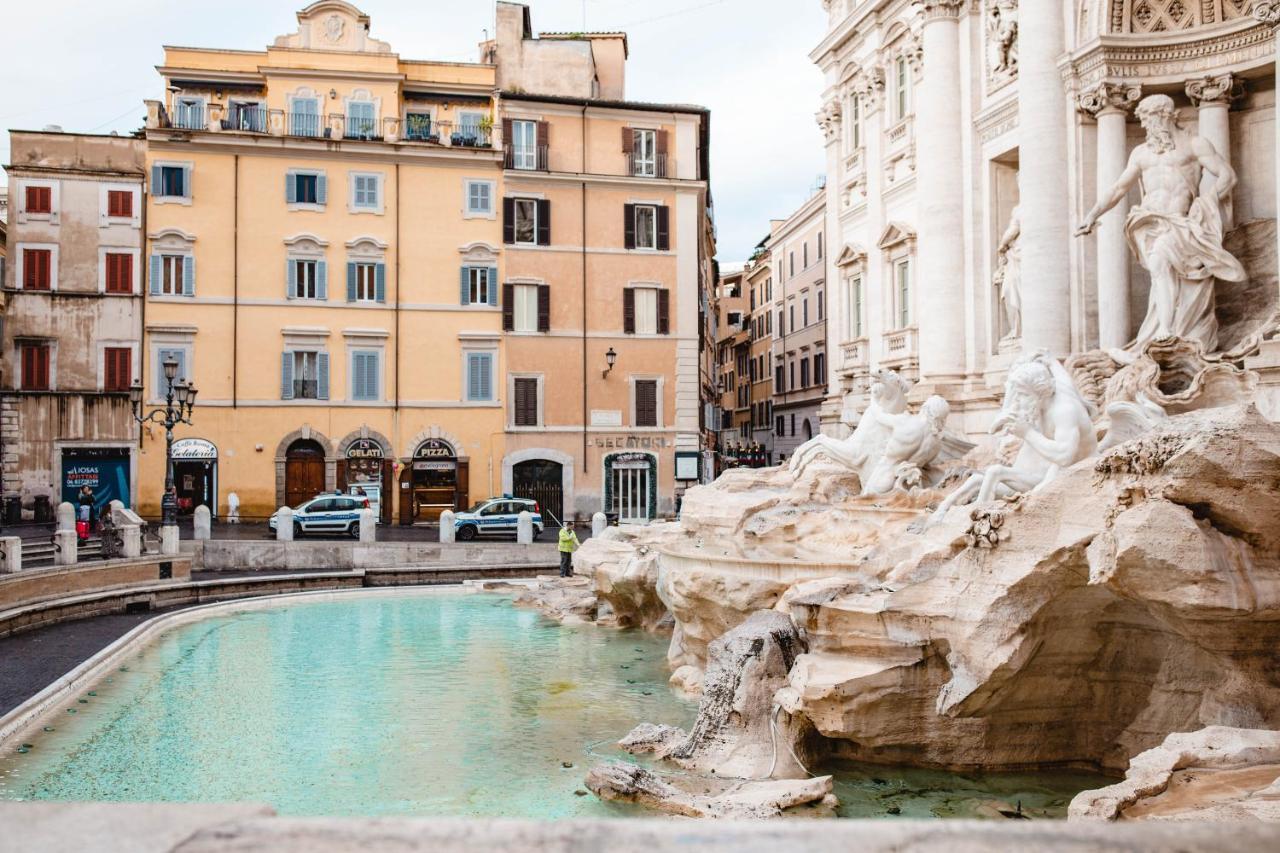 Delfini Trevi House Hotel Rome Exterior photo